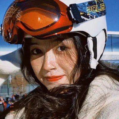 山顶上的钟声 封面